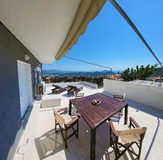 "Stergiou Luxury Apartments" Με Κοινη Πισινα Saronida المظهر الخارجي الصورة